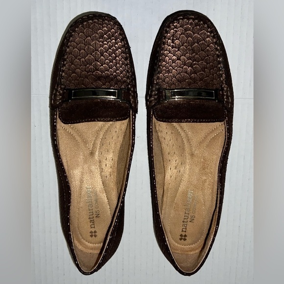 Naturalizer Flats - Picture 2 of 6